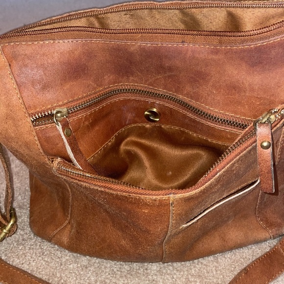 100% Leather Shoulder Purse Brown - Picture 8 of 14